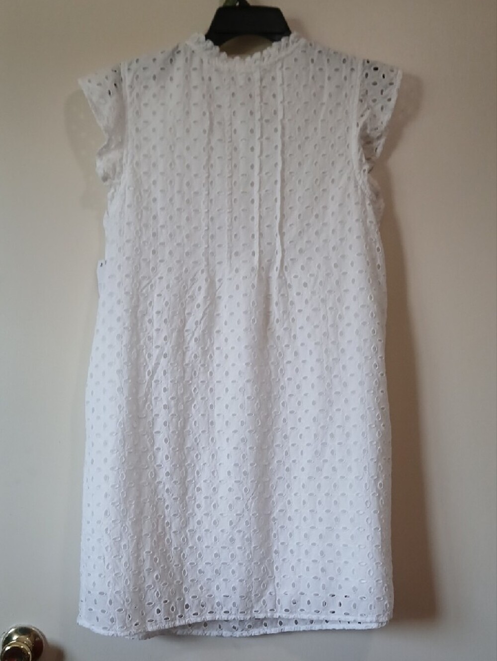 Time and Tru Women's L Cotton Eyelet Mini Dress with Flutter Sleeves - Picture 10 of 13